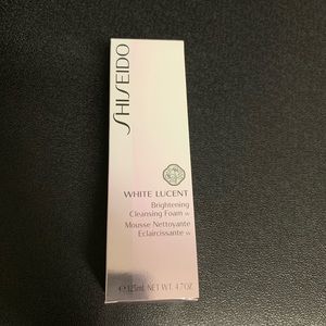 Shiseido white lucent cleansing foam